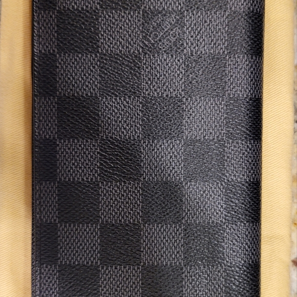 LV Brazza Damier Graphite Wallet - Picture 7 of 11